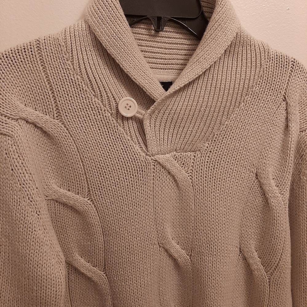 TRUE ROCK CASUAL MEN'S  SWEATER.55%COTTON 45%ACRYLIC. COLOR BEIGE. SZ.S